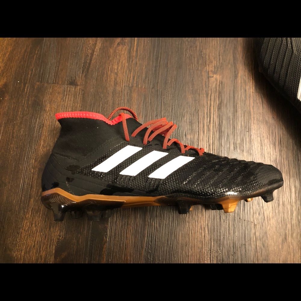 Predators 18.2 soccer cleats